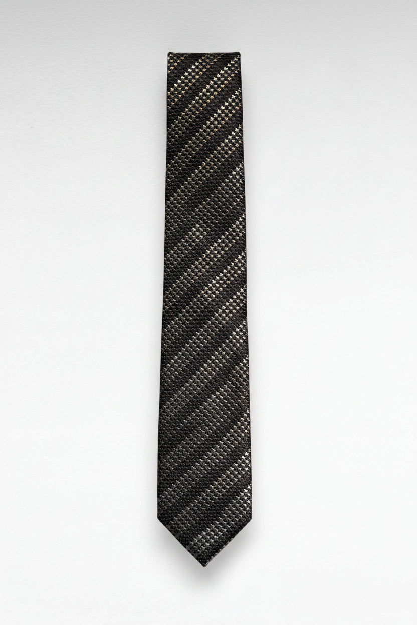 CHECK TIE
