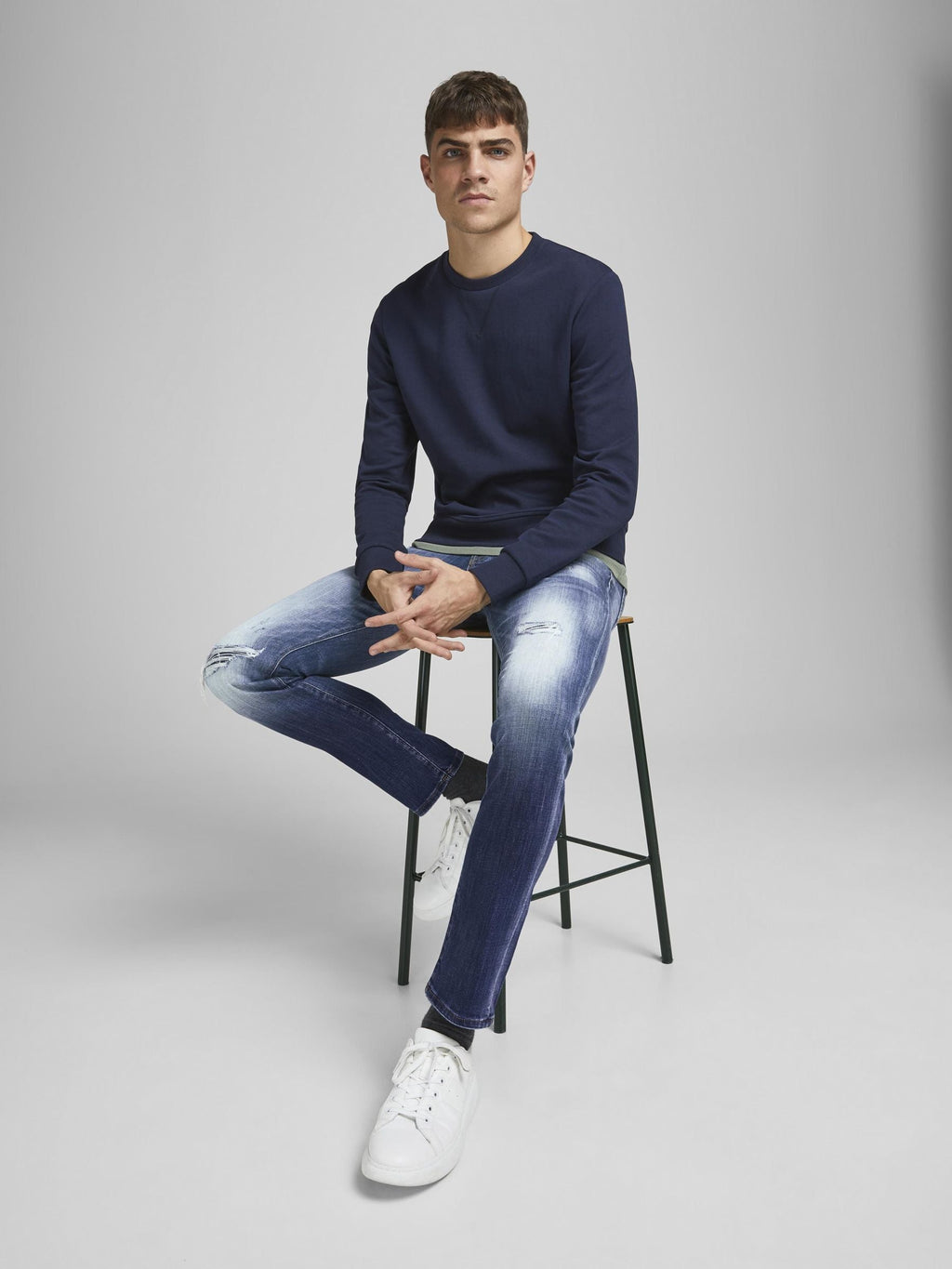 GLENN FOX GE 740 RIPPED JEANS