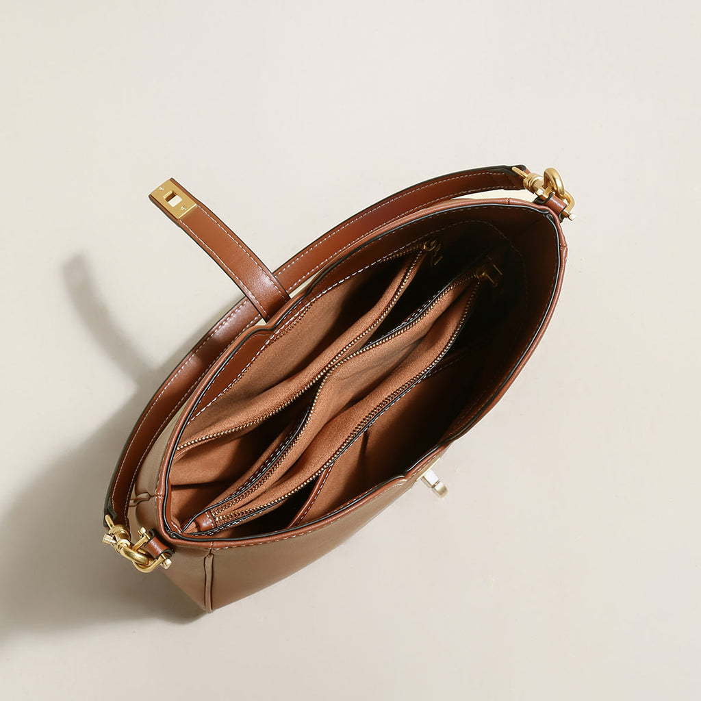 Stylish Scallop Leather Tote Bag