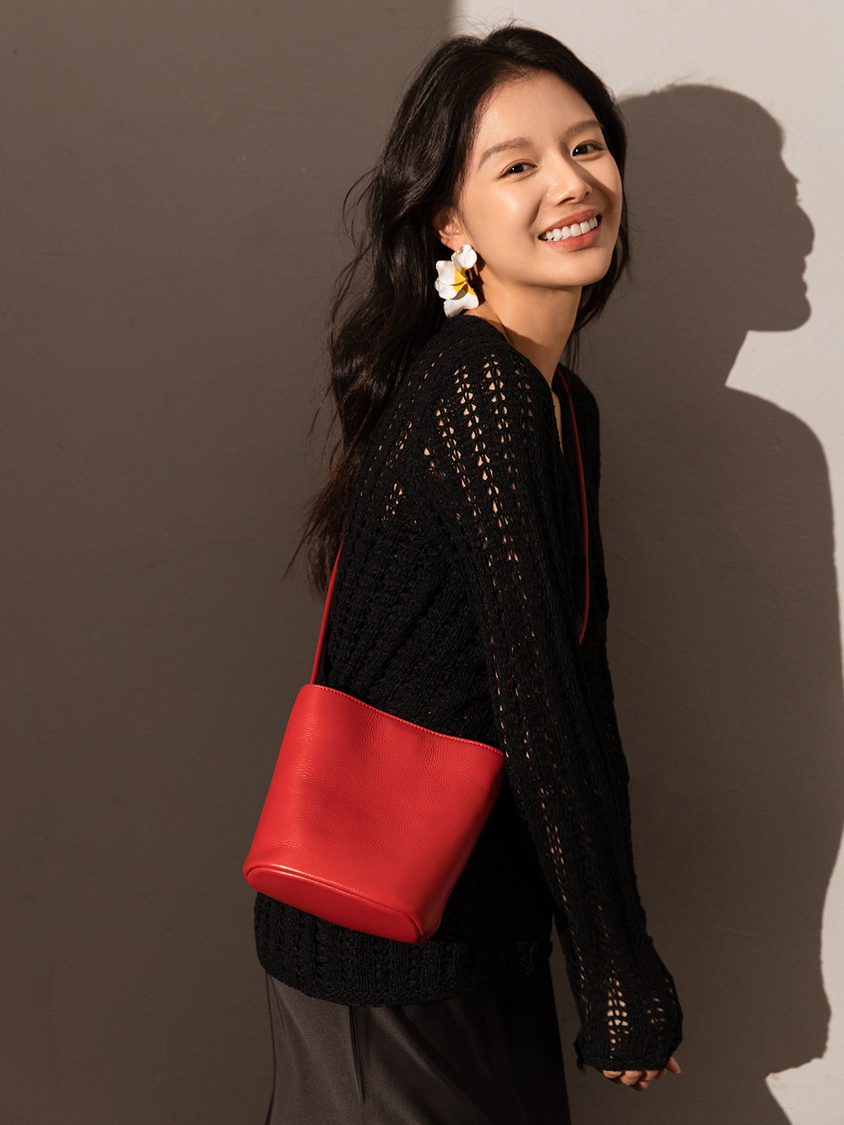 Thin Strap Waterproof Leather Bucket Bag